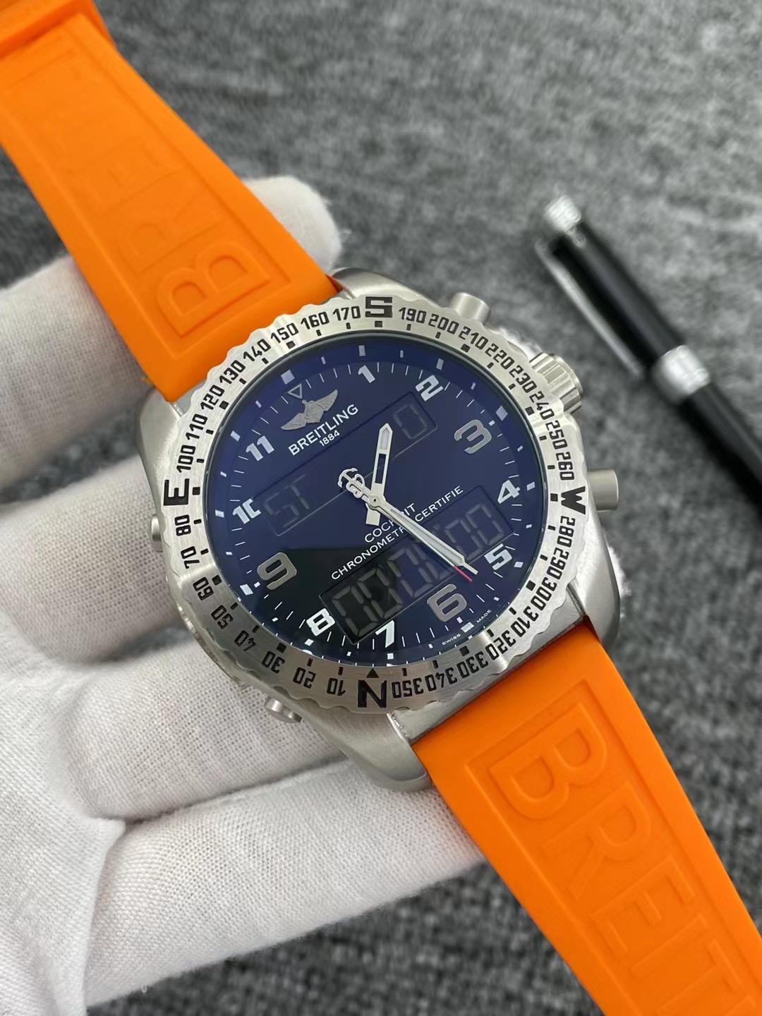 Breitling Cockpit 50 Black Titanium 46mm VB5010A5/BD41-241S  ORANGE