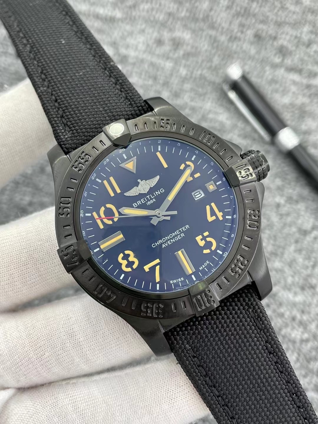 BREITLING Avenger GMT 45 Night Mission V32395 Automatic Men’s Watch003