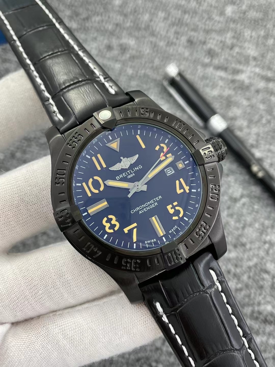 BREITLING Avenger GMT 45 Night Mission V32395 Automatic Men’s Watch 001