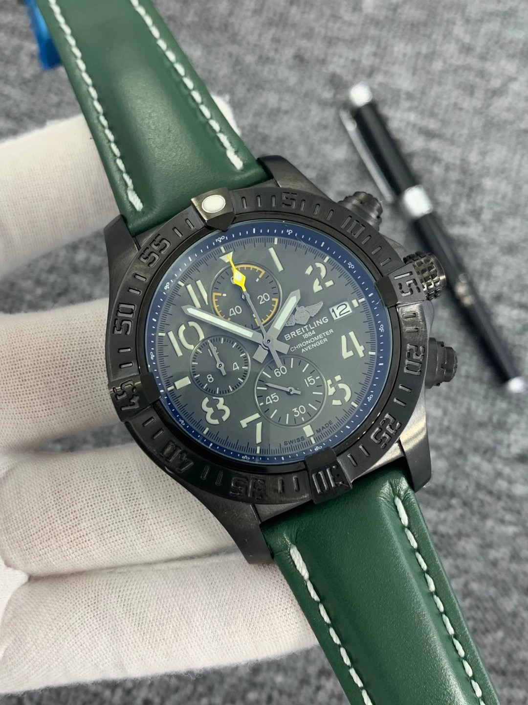 Breitling Chronograph 18K/Stainless Steel Watch B35312 004