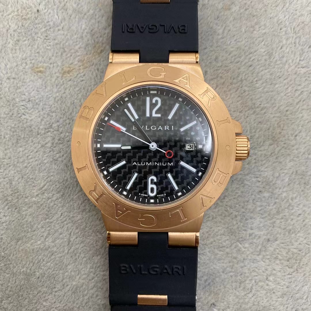 Bvlgari Diagono LCV29G 18k Yellow Gold White Dial Leather Automatic Watch 26mm