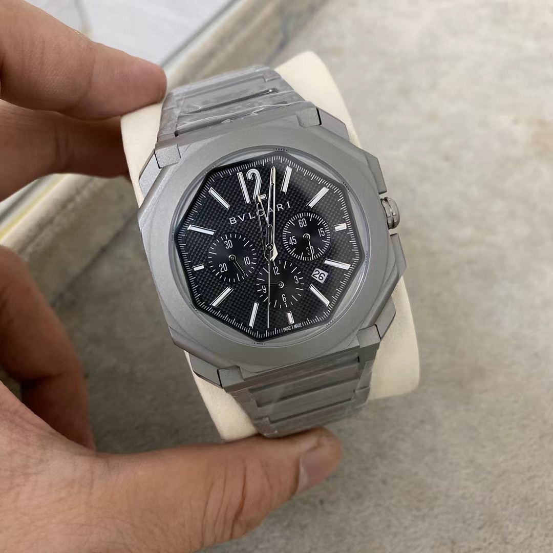 Octo Roma Watch Octo Roma Chronograph watch with mechanica