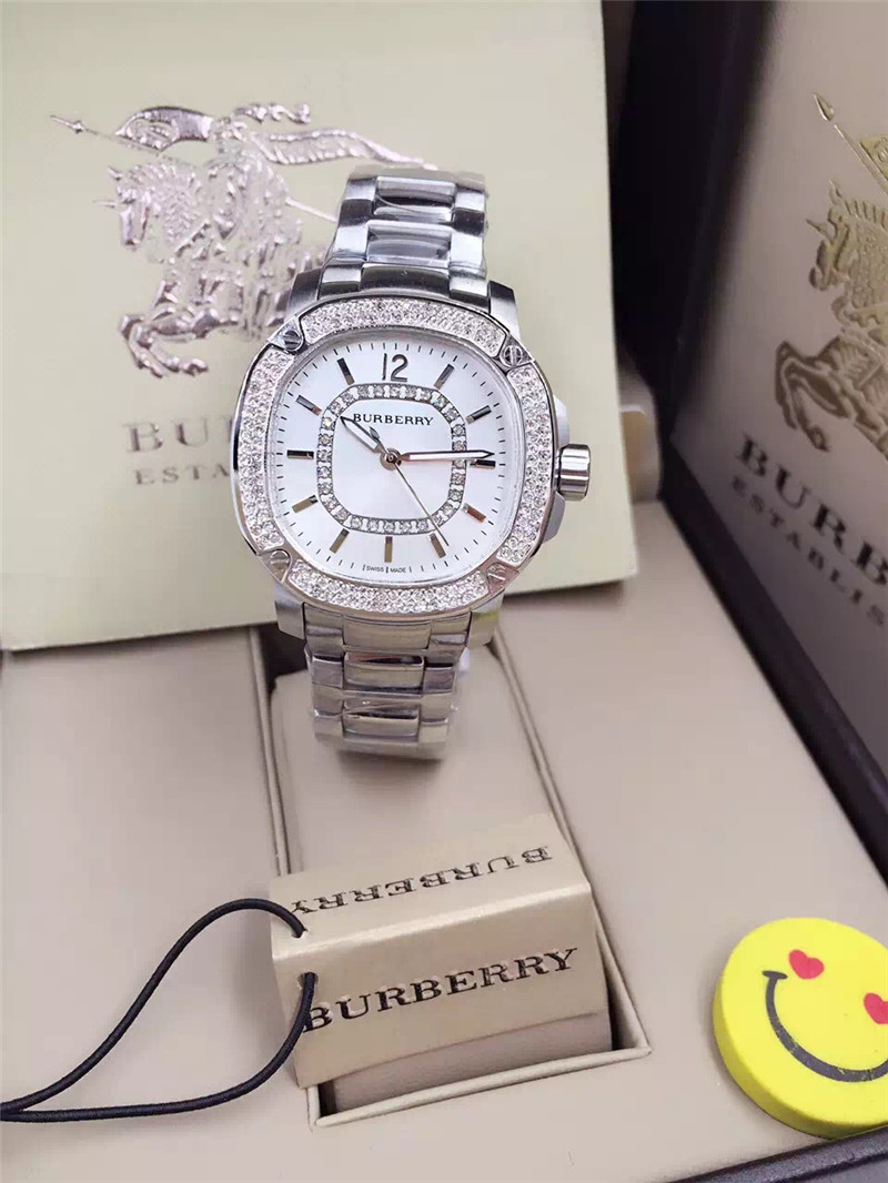 Burberry The Britain Diamond Case Watch
