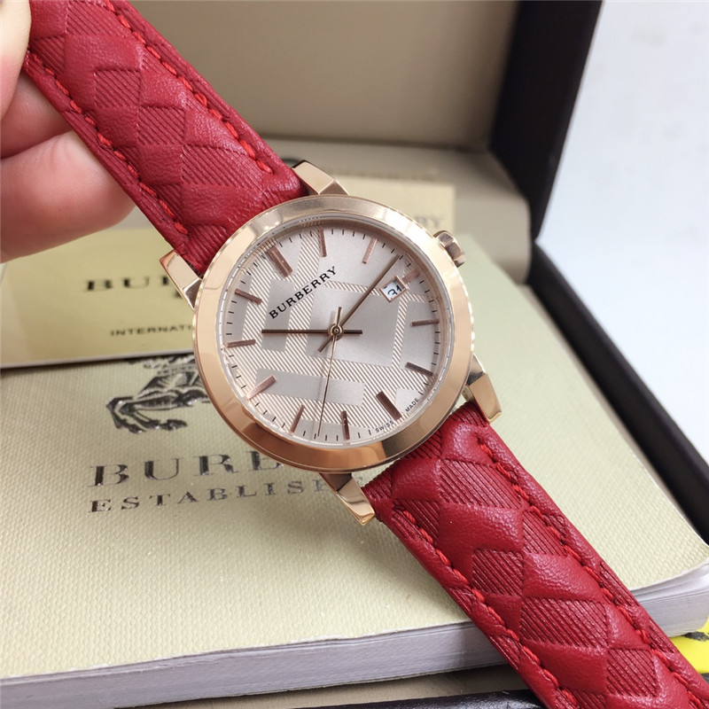 Burberry Women’s Heritage Rose Dial Nova Check Leather Watch 002