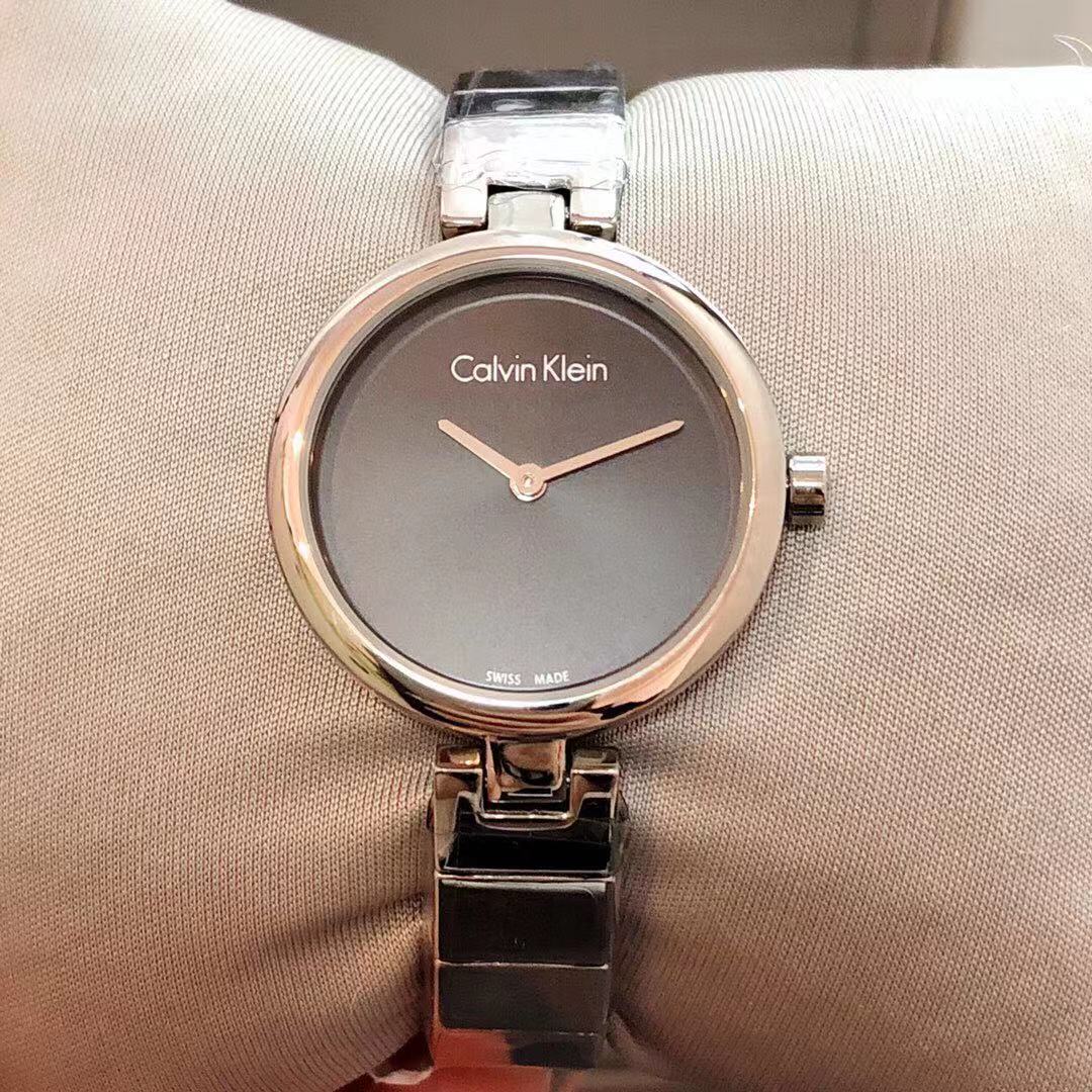 Calvin Klein Wavy Watch 32mm
