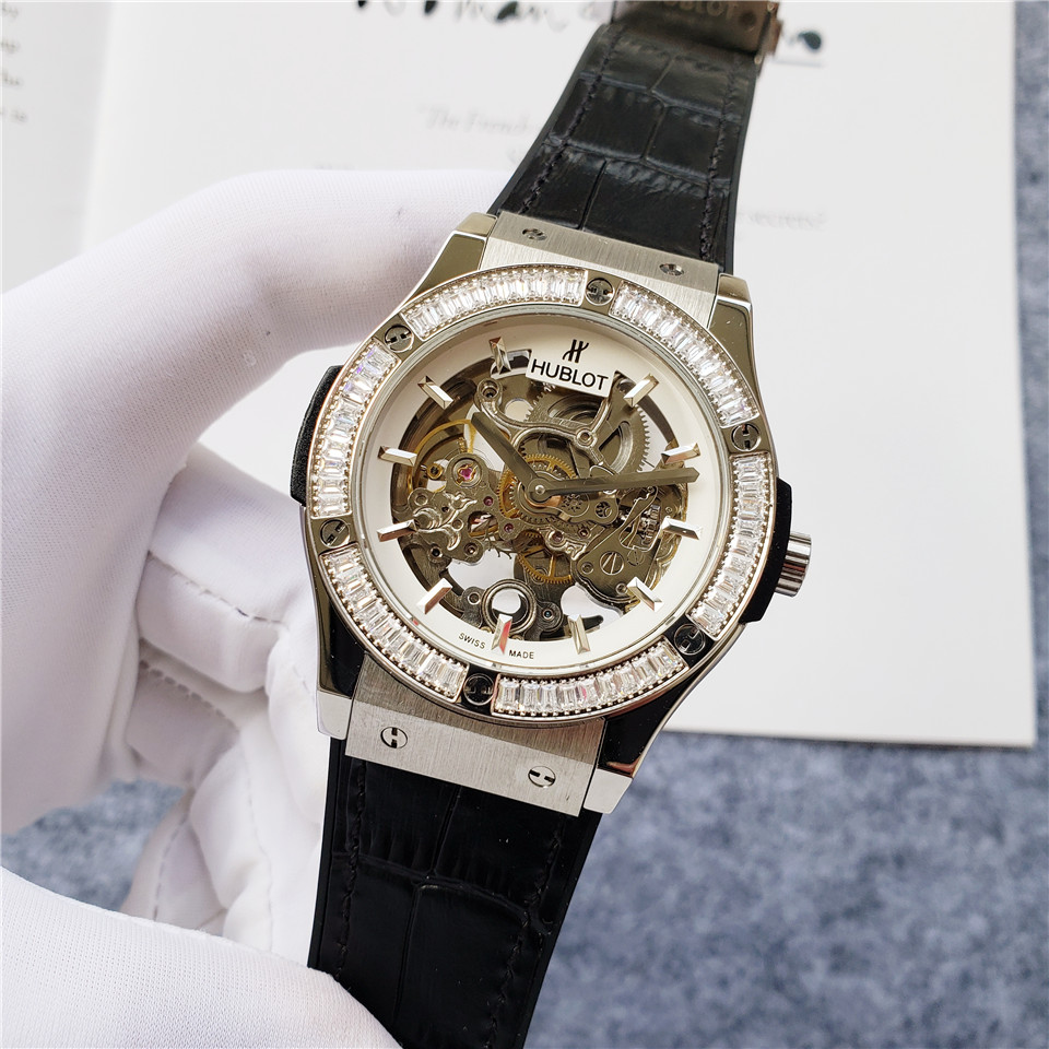 NEW Hublot Classic Fusion Classico Ultra Thin Titanium 42mm 511.NX.0170.LR.1104