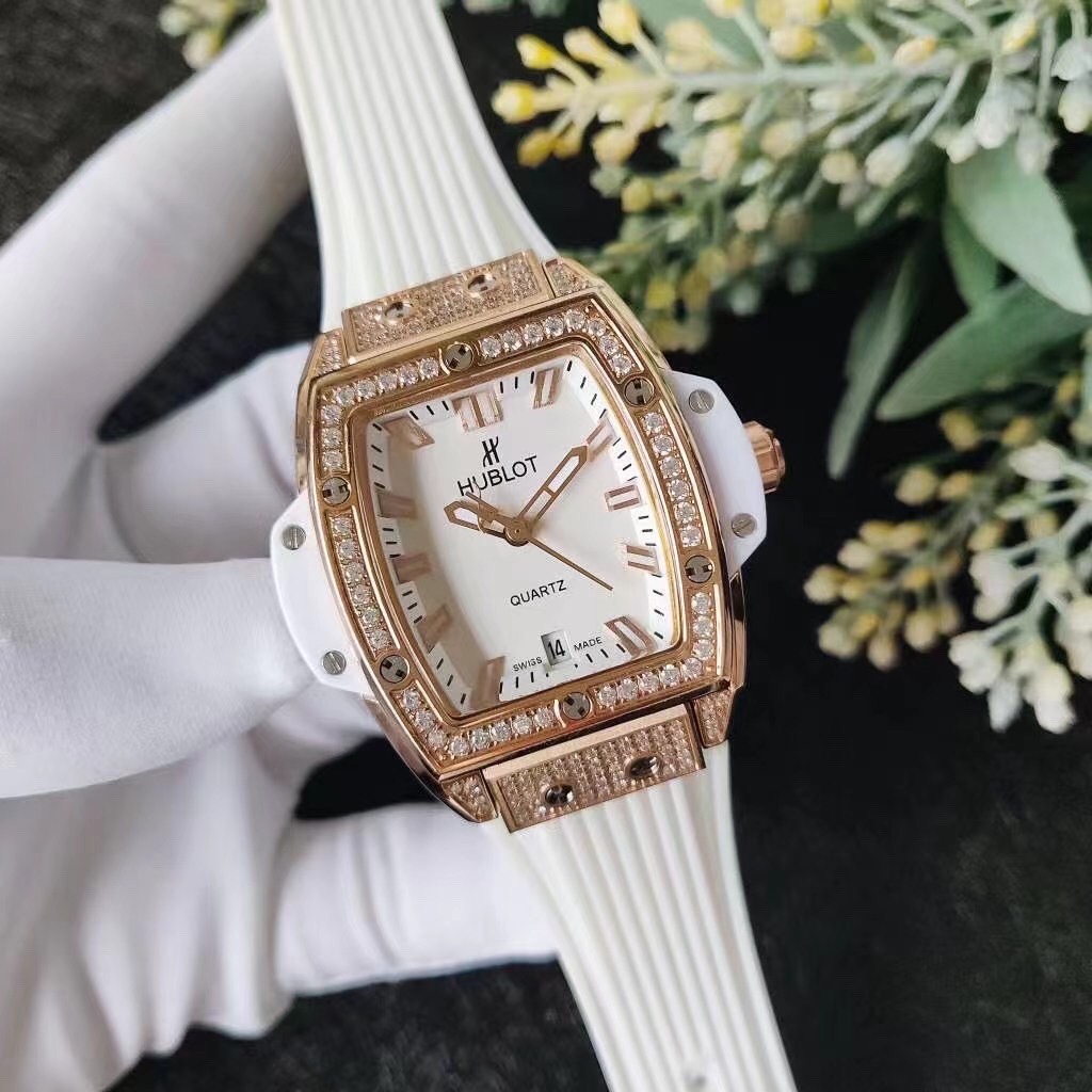 Spirit of Big Bang King Gold White Pave