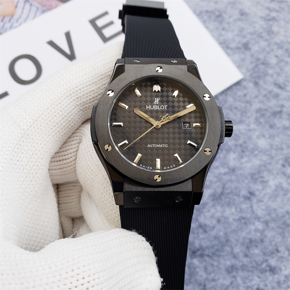 Hublot Classic Fusion 511.CM.1771.RX Magic 45