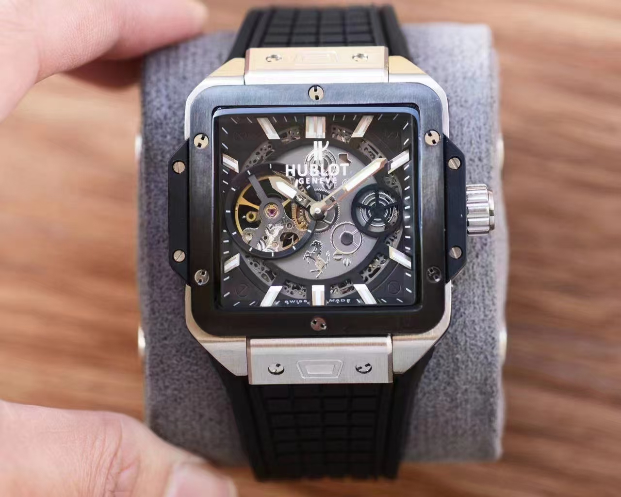 Hublot Square Bang Unico King Gold Ceramic 42mm