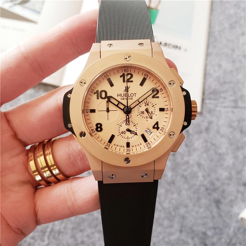 Hublot Big Bang 44 mm 18k Rose Gold Mat 44mm 301.PI.500.RX Rubber Automatic