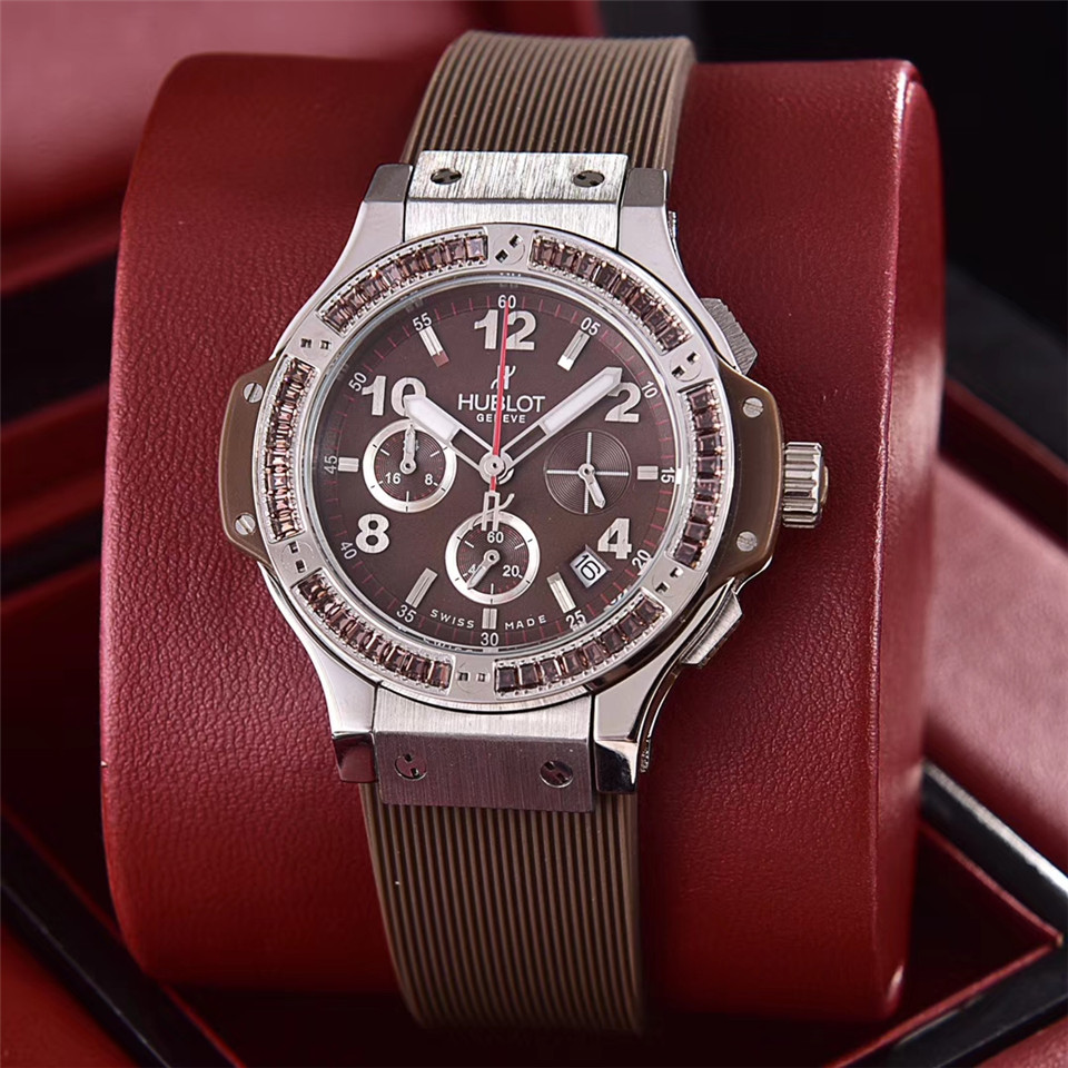 Hublot Big Bang Men’s Watch Model 301.PC.1007.RX.094