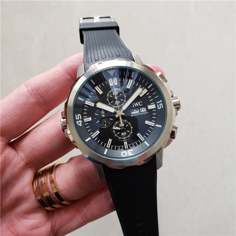 IWC Aquatimer Silver Men’s Watch – IW376803