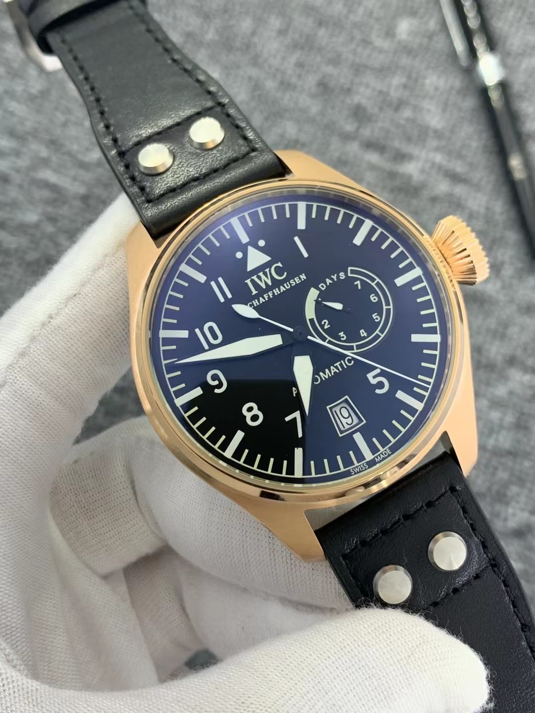 IWC Pilot’s Watch Slate Men’s Watch dial blue gold – IW500917