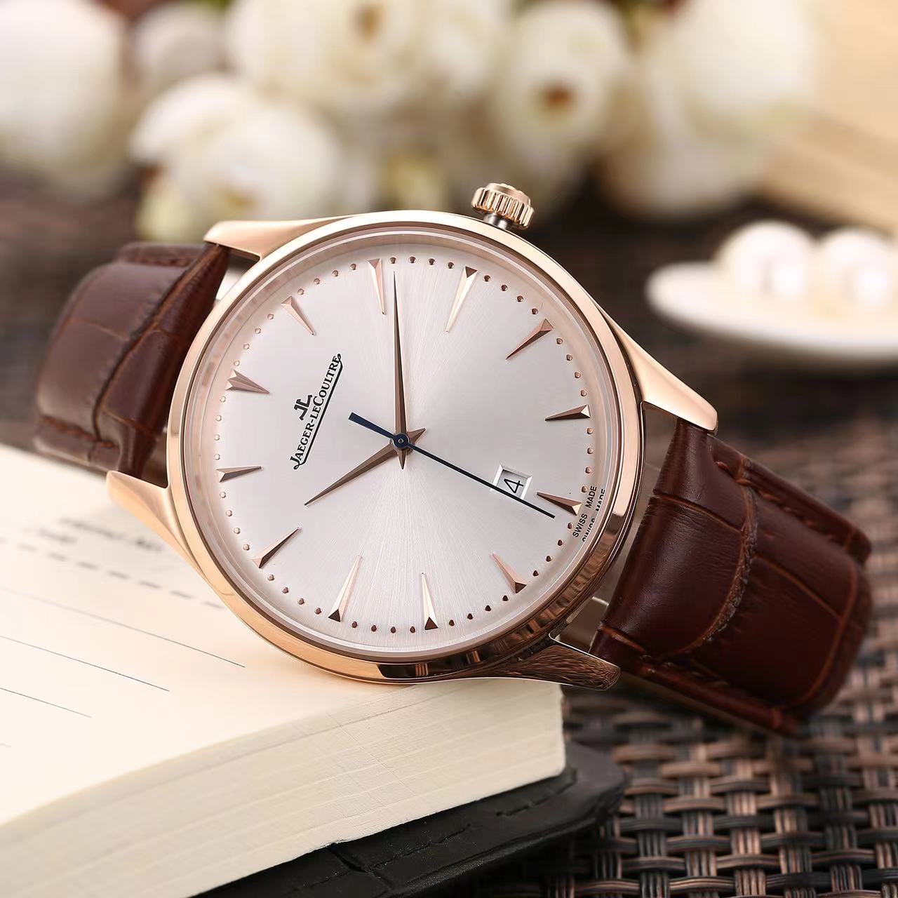 Jaeger-LeCoultre Master Ultra Thin Date