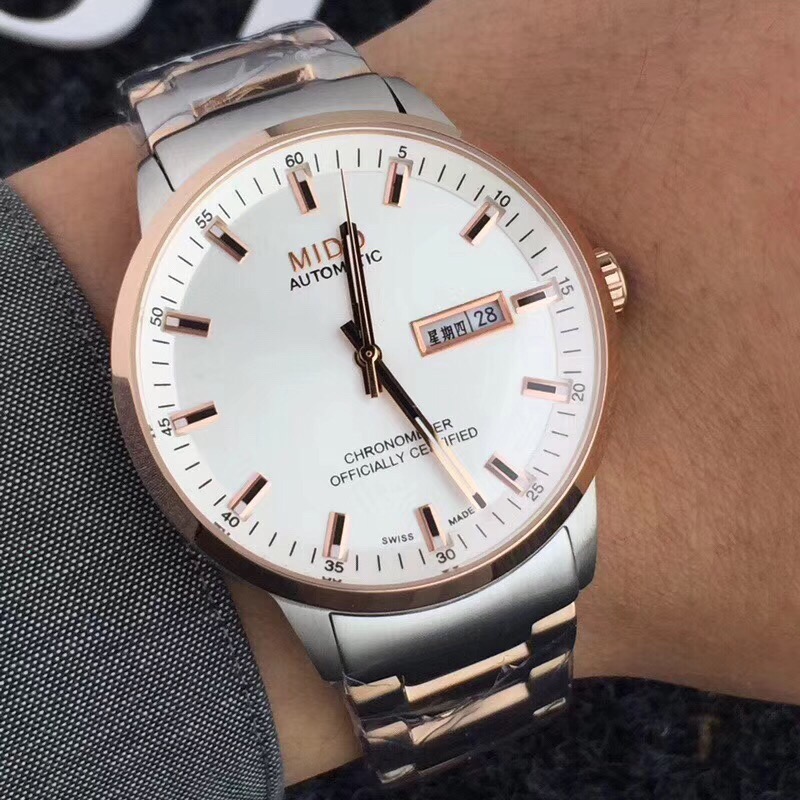 Mido Commander II Automatic Chronometer Silver Dial Men’s Watch