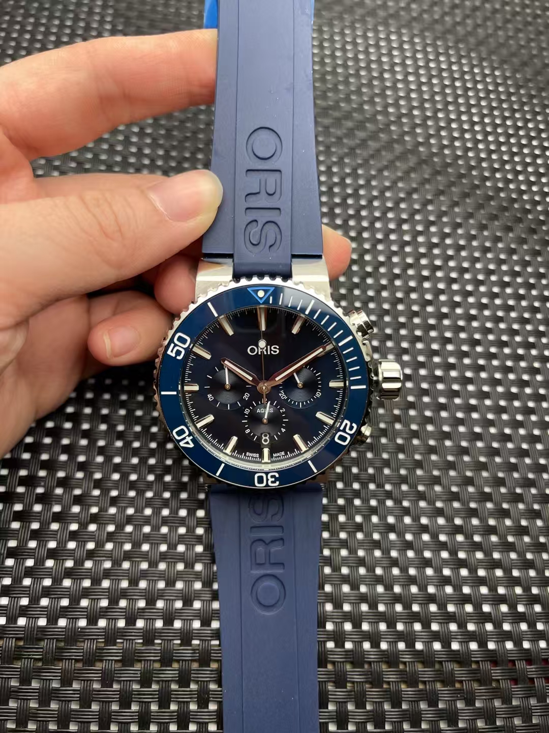 Oris Aquis Date 41.5 mm Automatic Blue Dial Rubber Strap Men’s Watch 01 733 7787 4135-07 4 22 35FC
