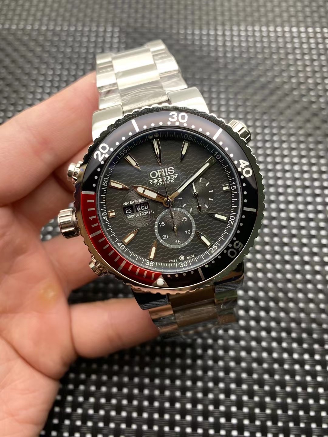 Oris 7599 Men Watch Titan Diver Chronograph Automatic 47mm Titanium Minty + Band