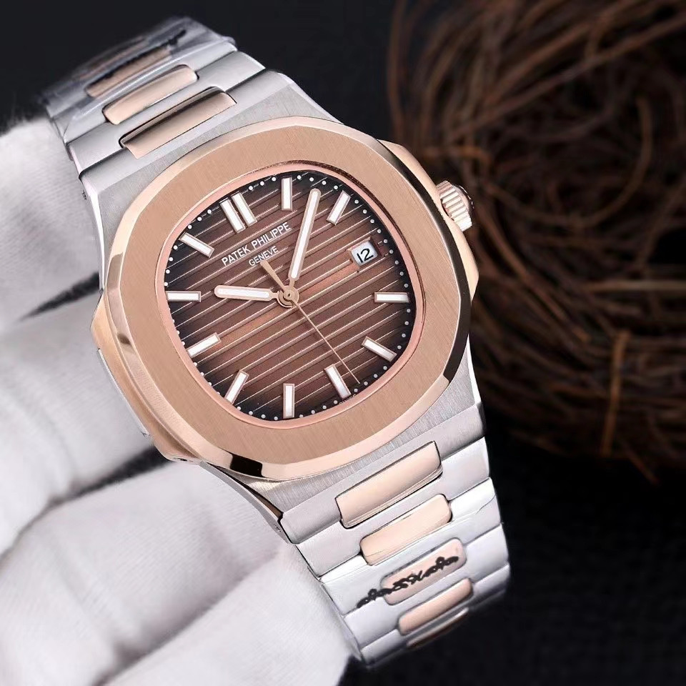 Patek Philippe Nautilus 7118/1R-001 dark brown dial strap silver white watch