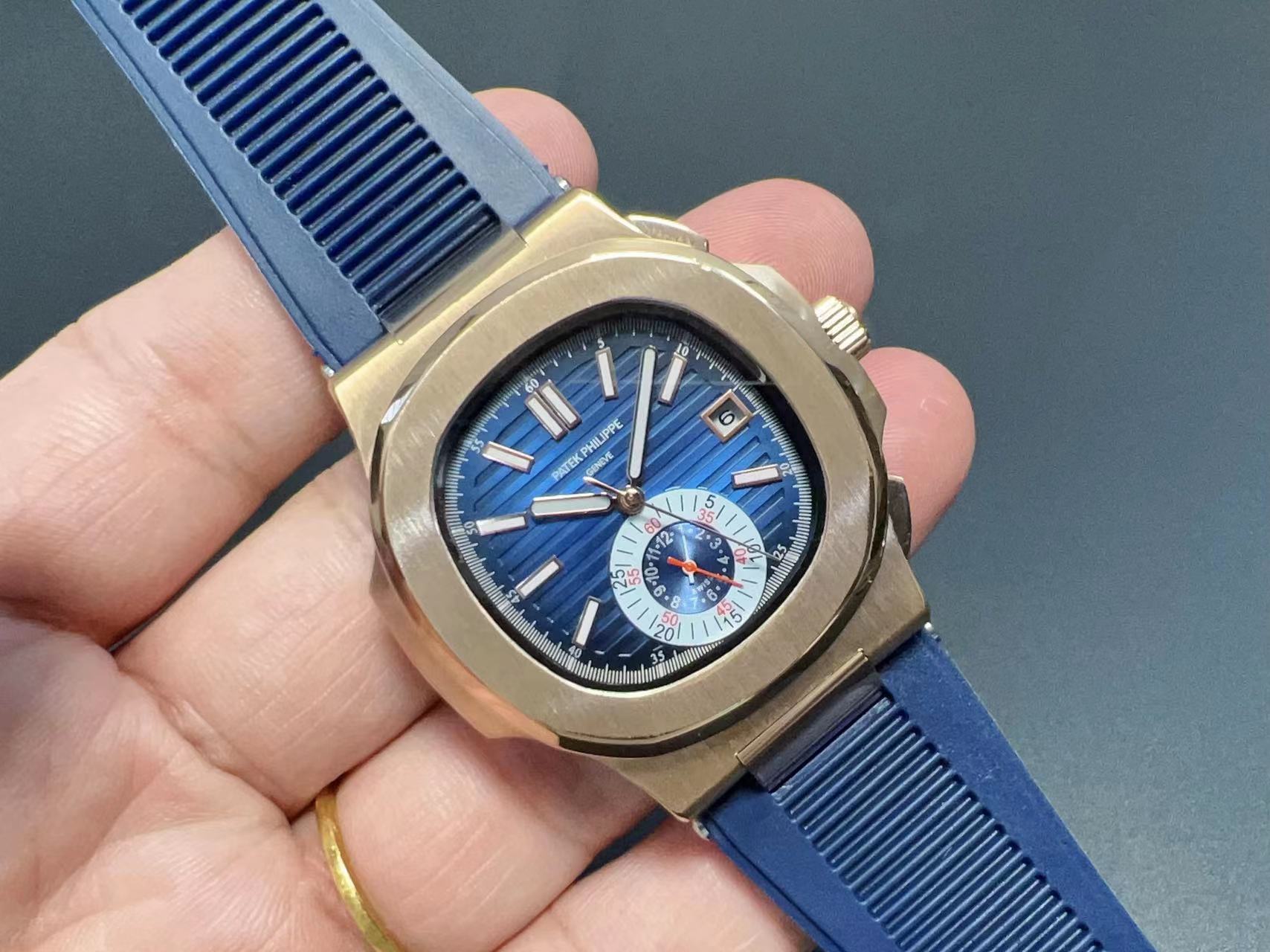 Patek Philippe Nautilus 5980 Chronograph Blue dial, blue rubber strap