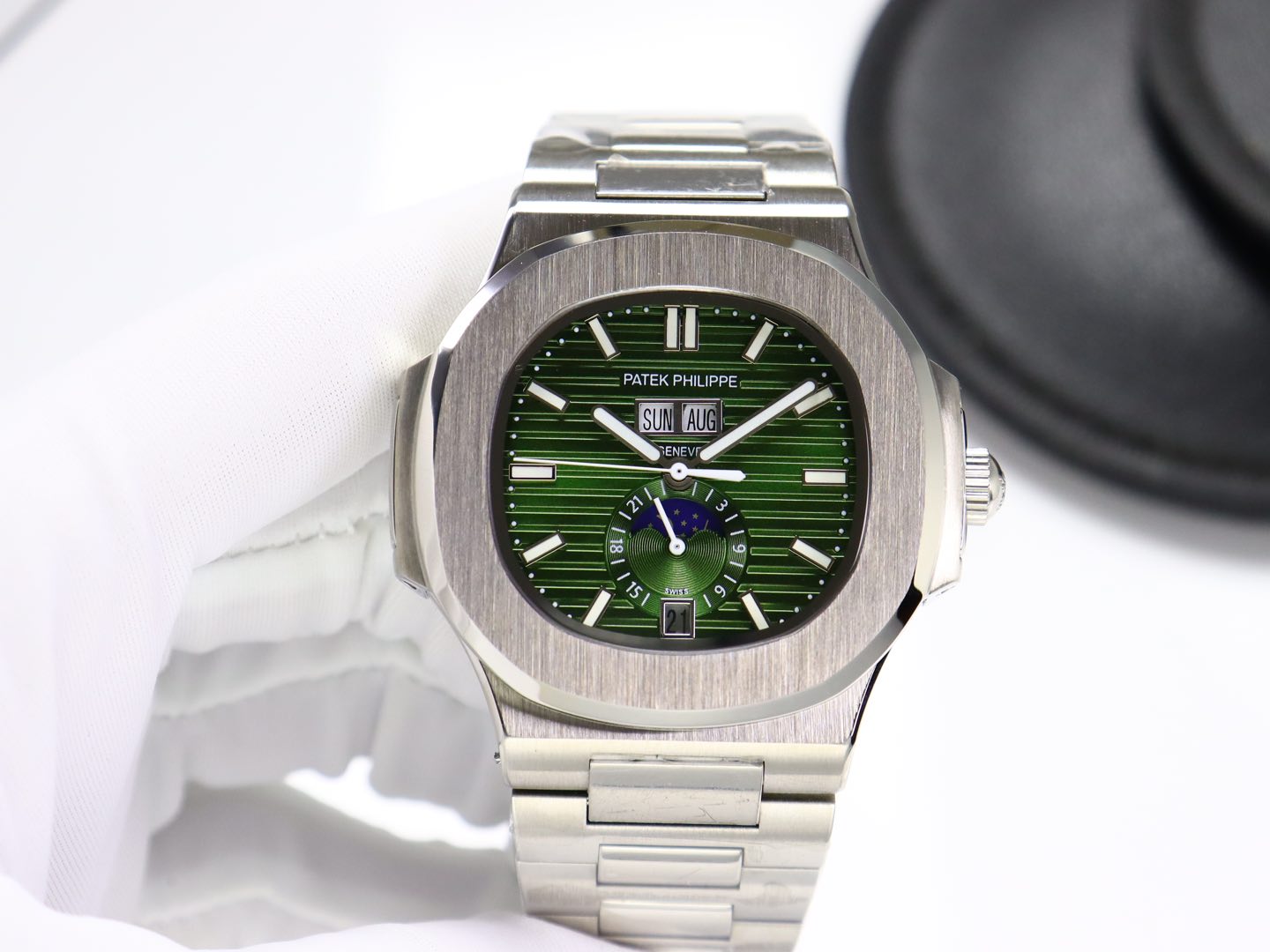 Patek Philippe Nautilus 5726 Green Dial Automatic Watch – Annual Calendar, Moonphase, Stainless Steel