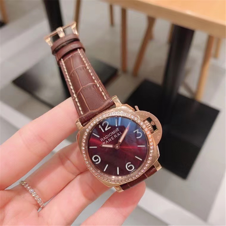 Panerai Luminor Due 3 Daysdial red