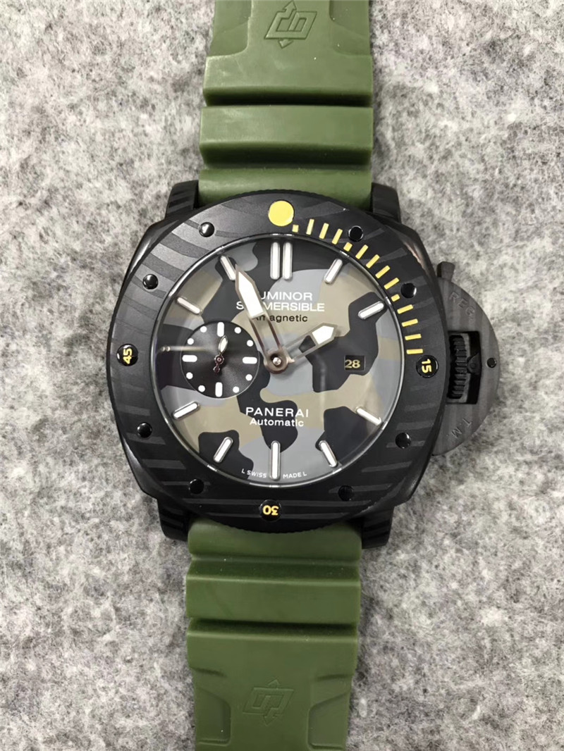 PANERAI Submersible PAM00979 Marina Militaire Carbotech Automatic Men’s Watch