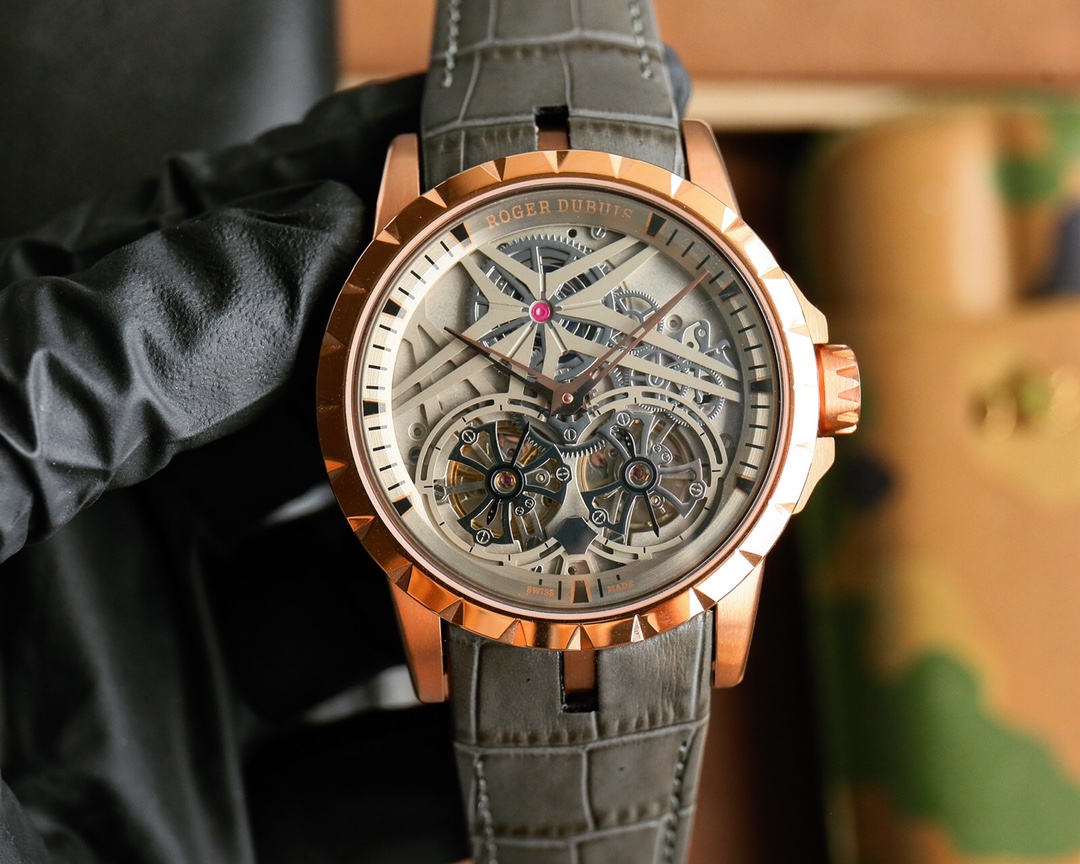 Roger Dubuis Excalibur Tourbillon 42mm