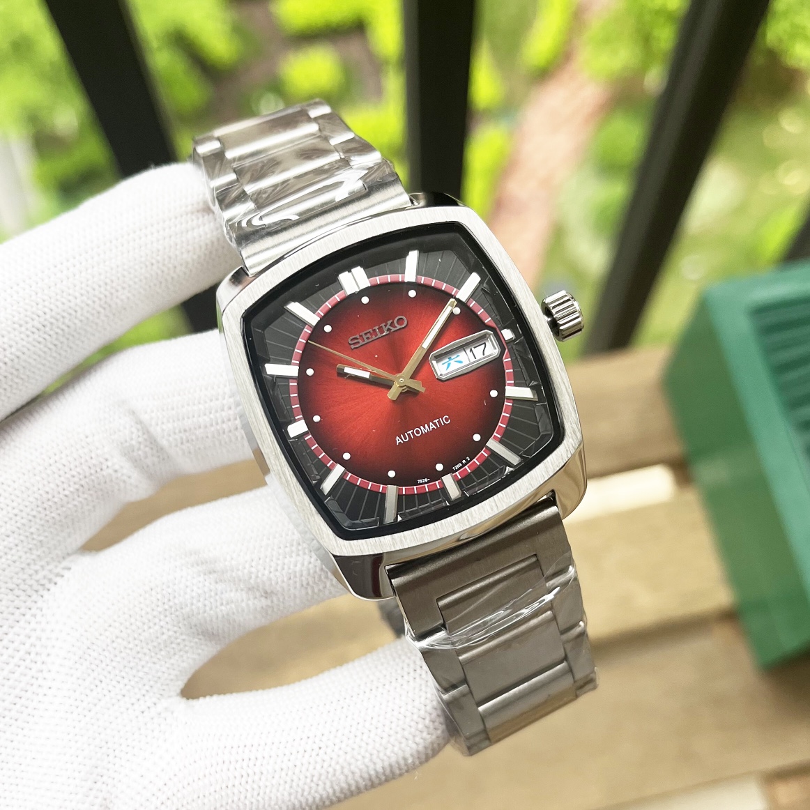 Seiko Recraft Automatic Blue Dial Stainless Steel Men’s red dial