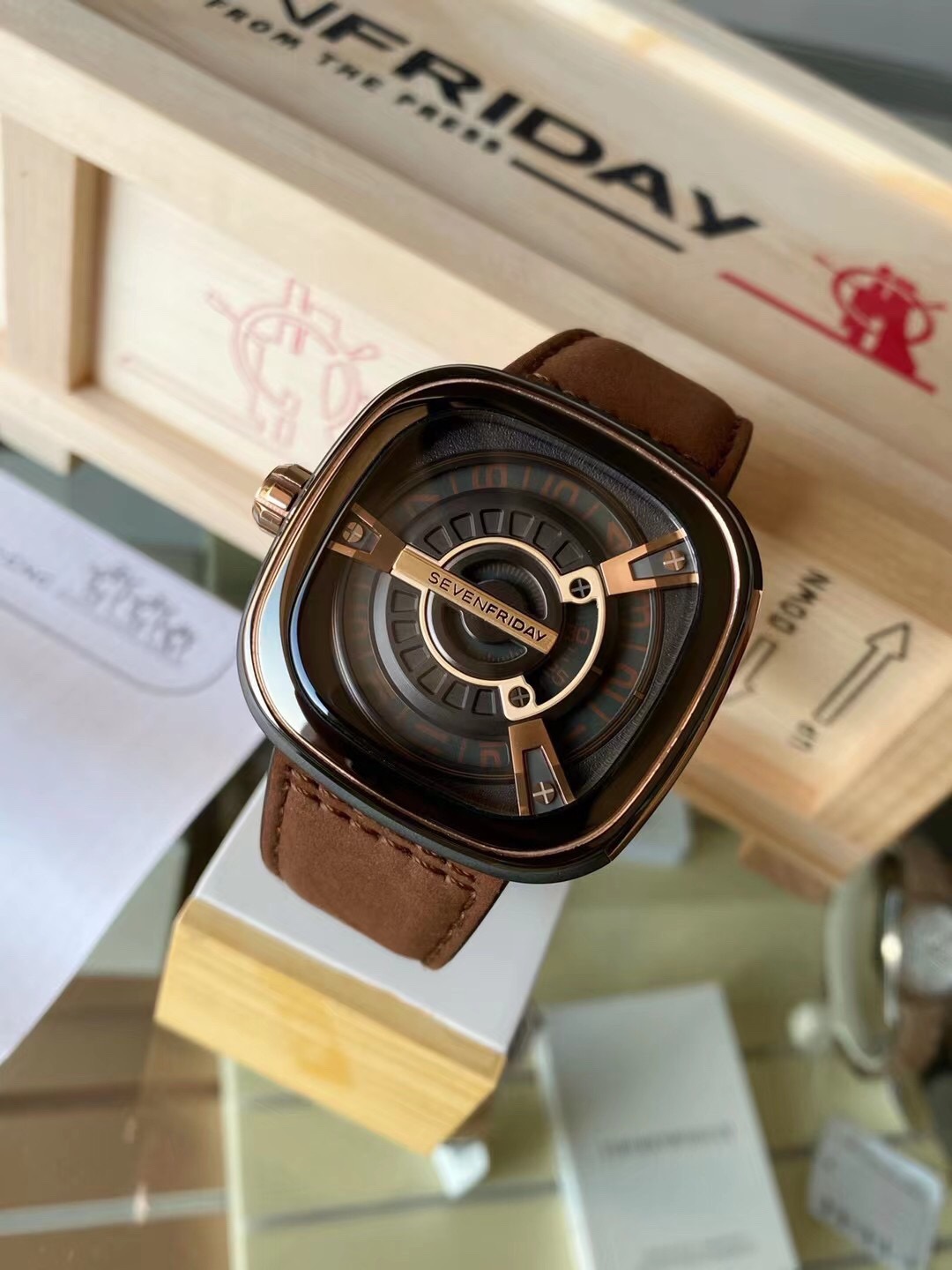 Sevenfriday SF- M2 / 02 M brown leather strap