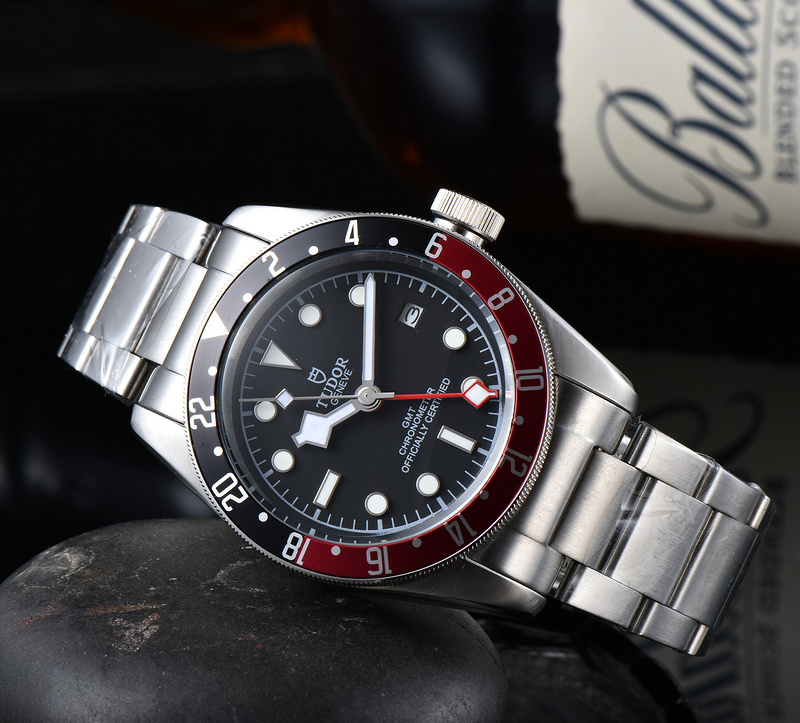 Tudor Heritage Black Bay GMT Steel Black Dial Automatic Menred and black border