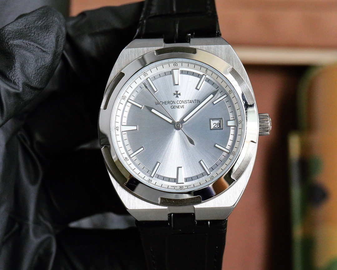 Vacheron Constantin Overseas 4500V/110A-B126 41mm Stainless Steel Men’s Watch