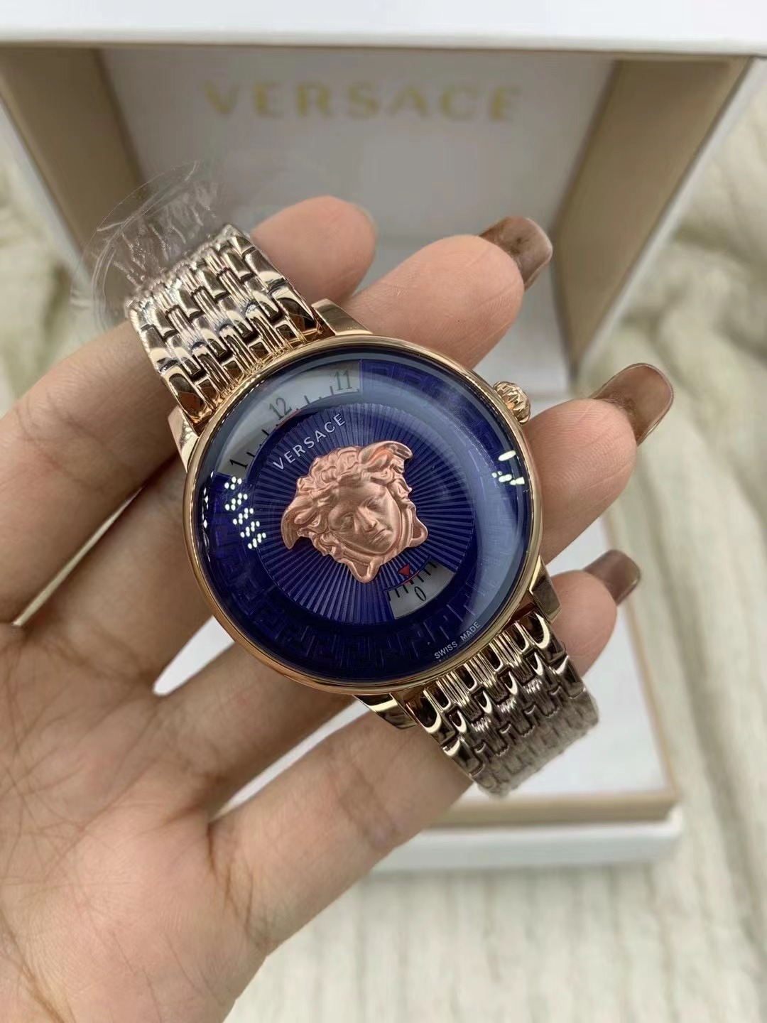 Versace Palazzo Empire Bangle VCO090017 Womens Quartz Watch red dial blue dial