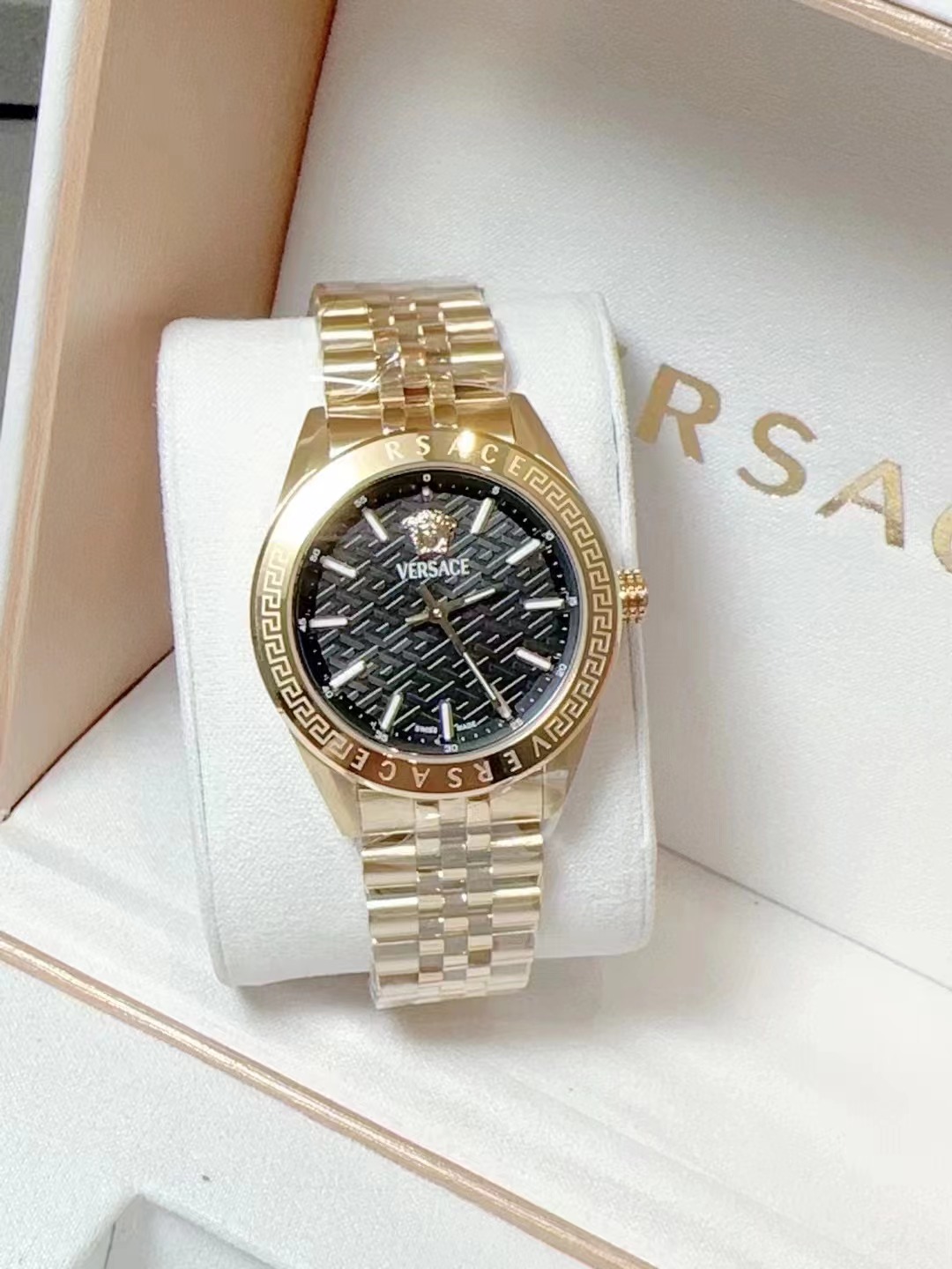 Versace Men’s Chrono Signature 44mm Quartz Watch dia black
