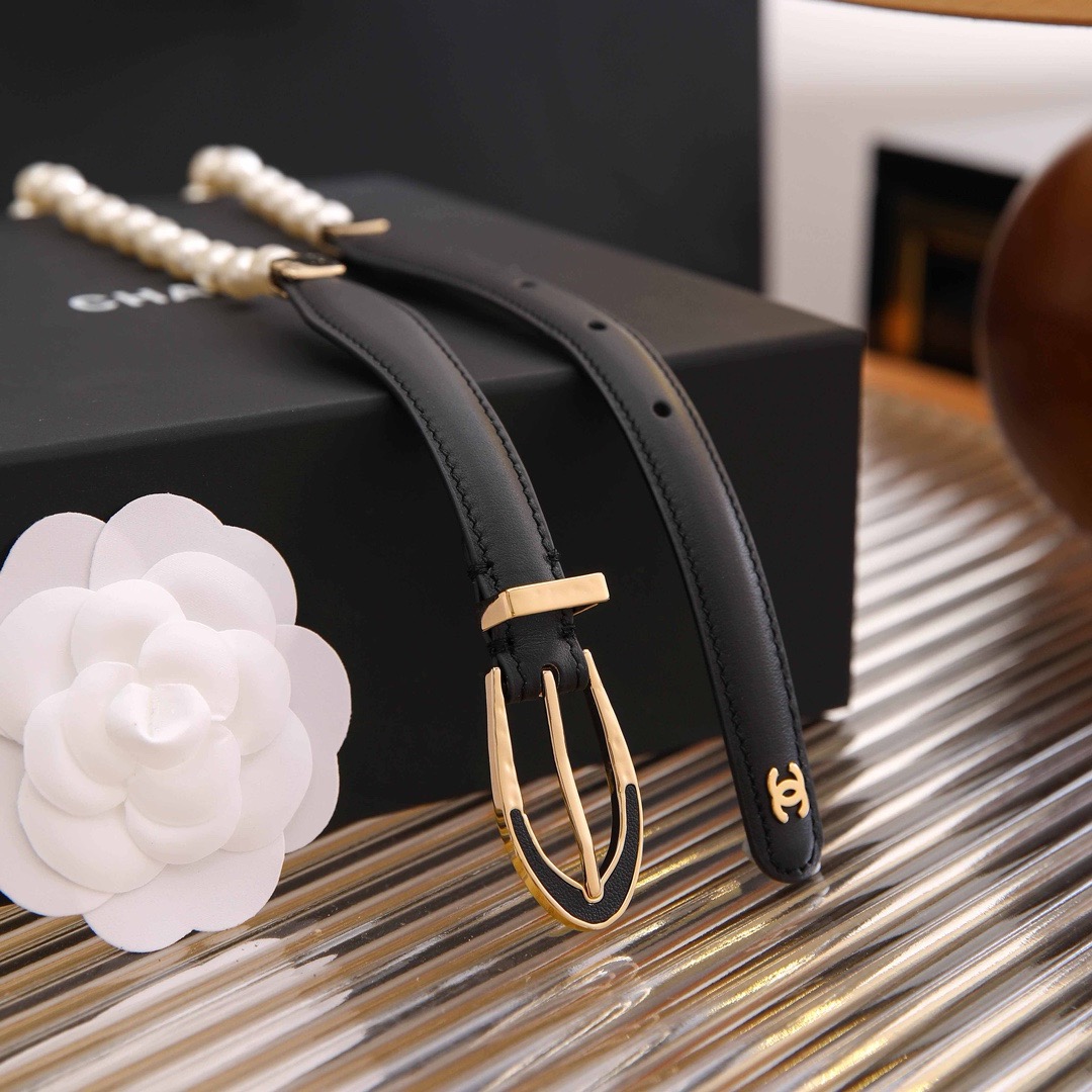 Calfskin, Glazed Pearl and Golden Metal Double Layer 6