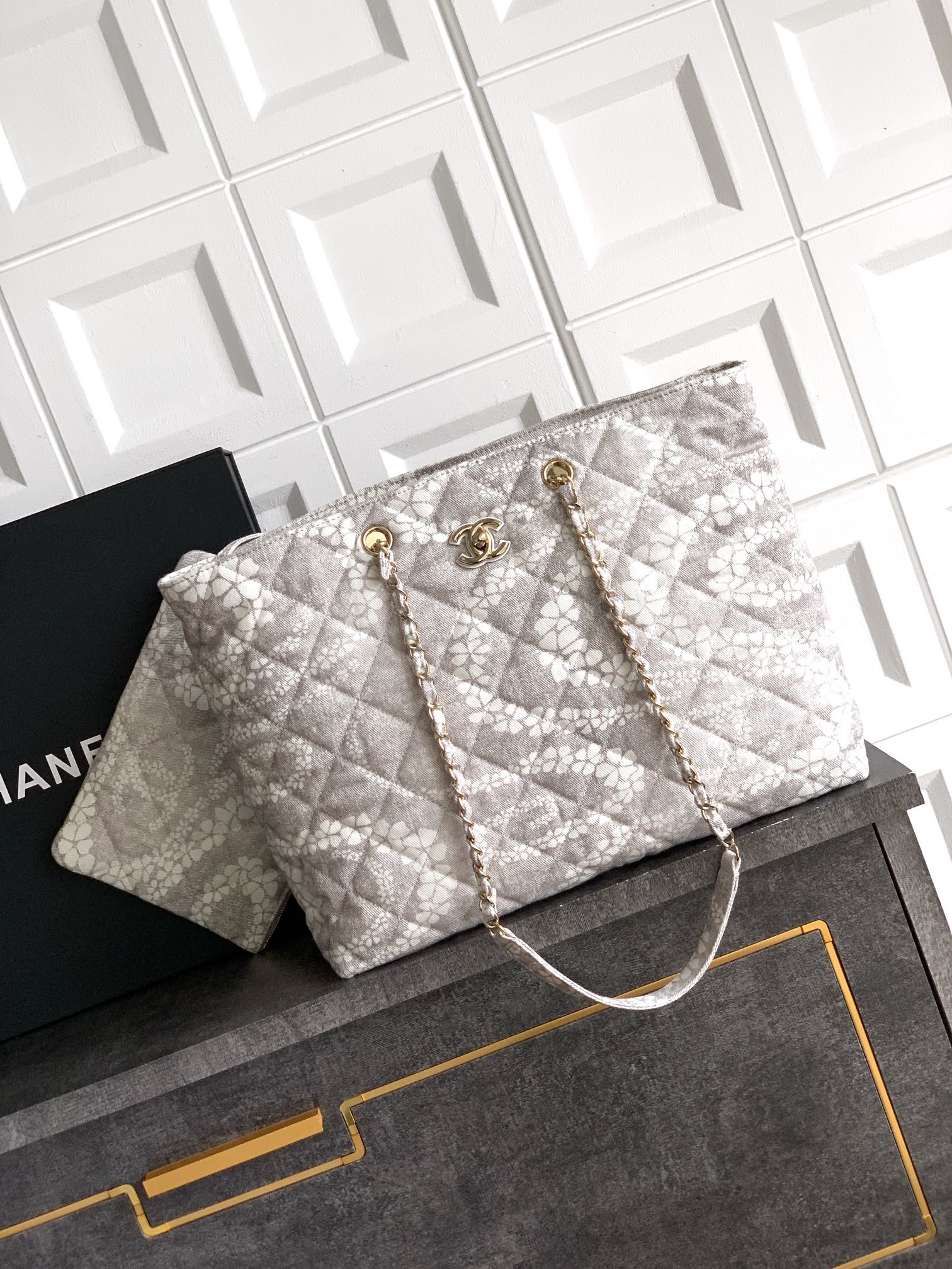 Chanel  00179