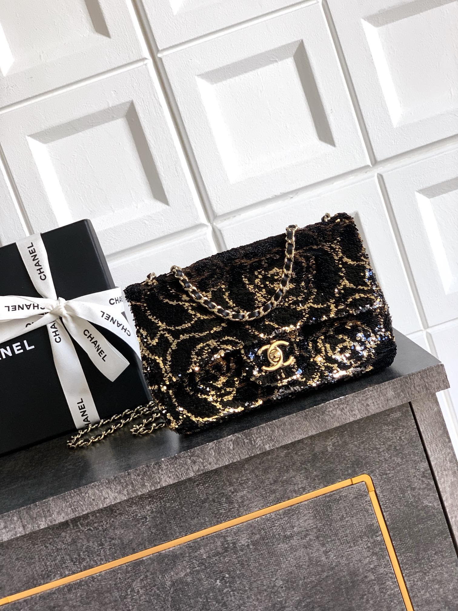 Chanel  00439