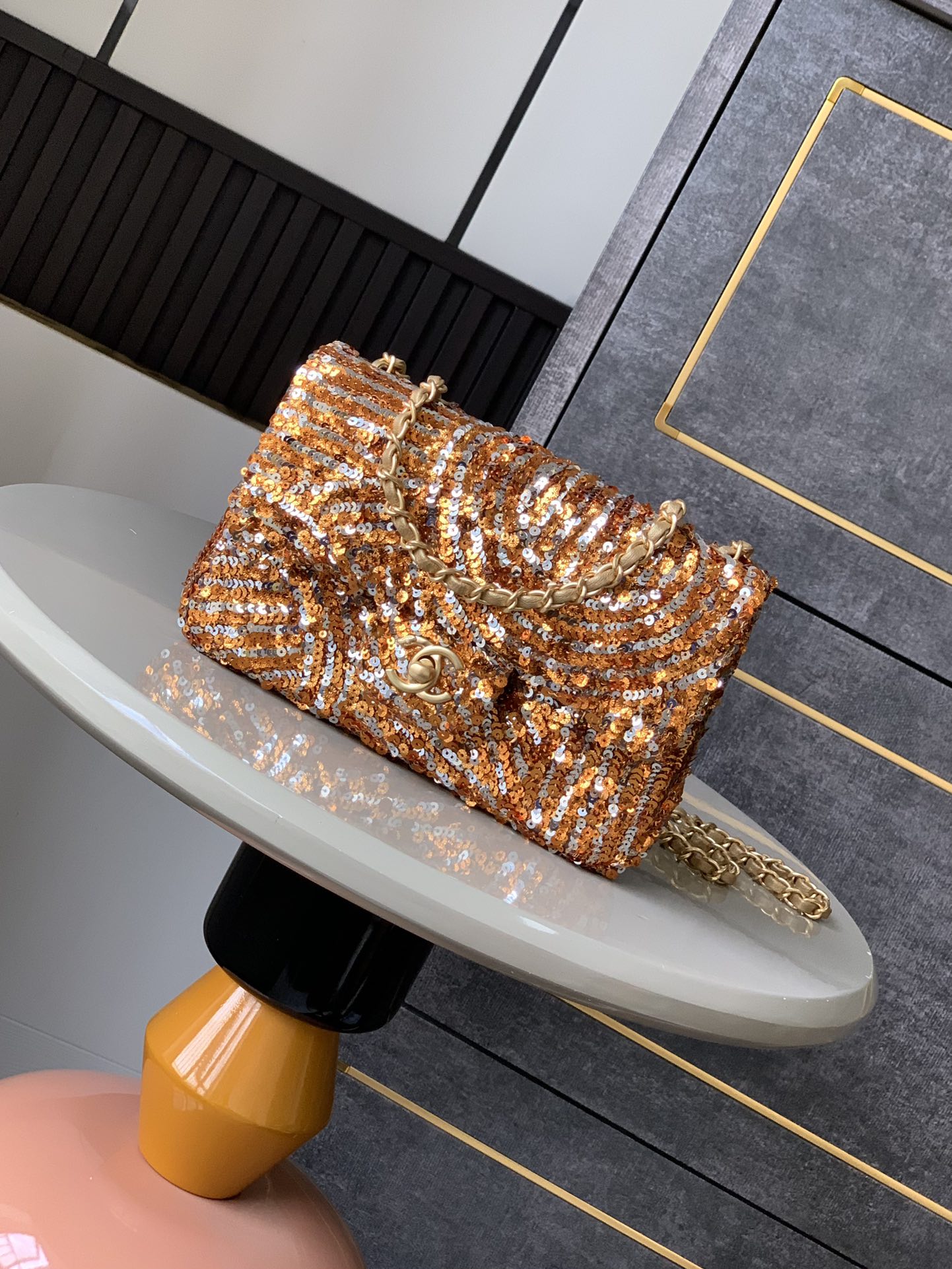 Chanel  00549