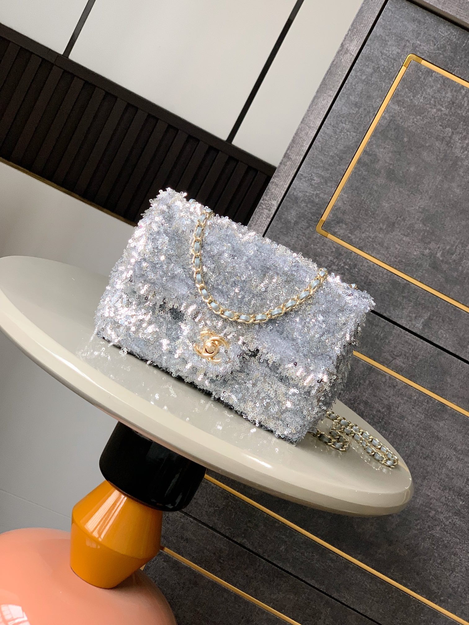 Chanel  00589