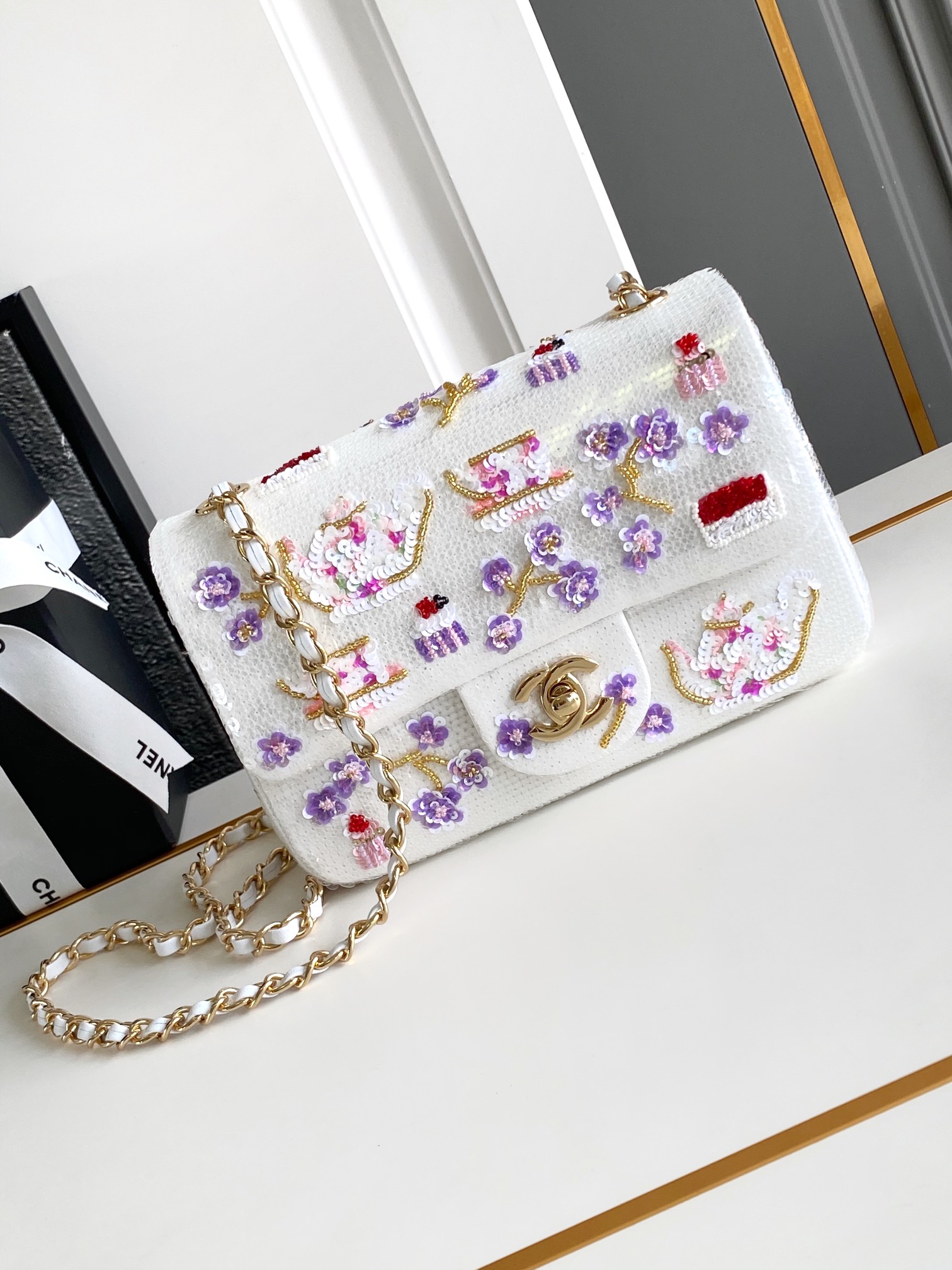 Chanel  00639