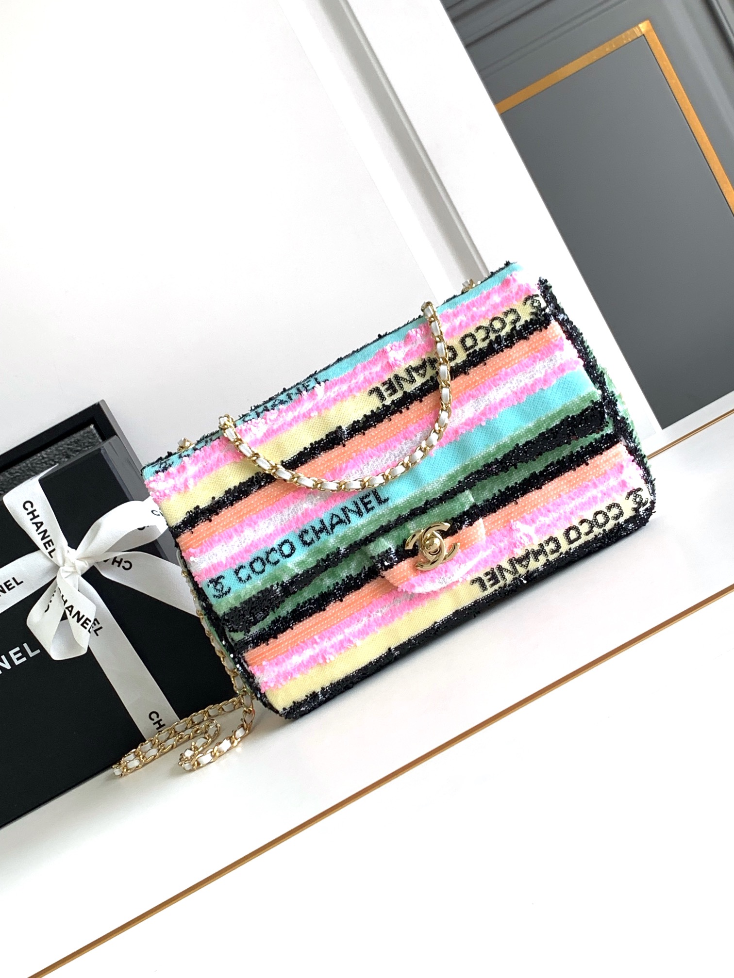 Chanel  00709