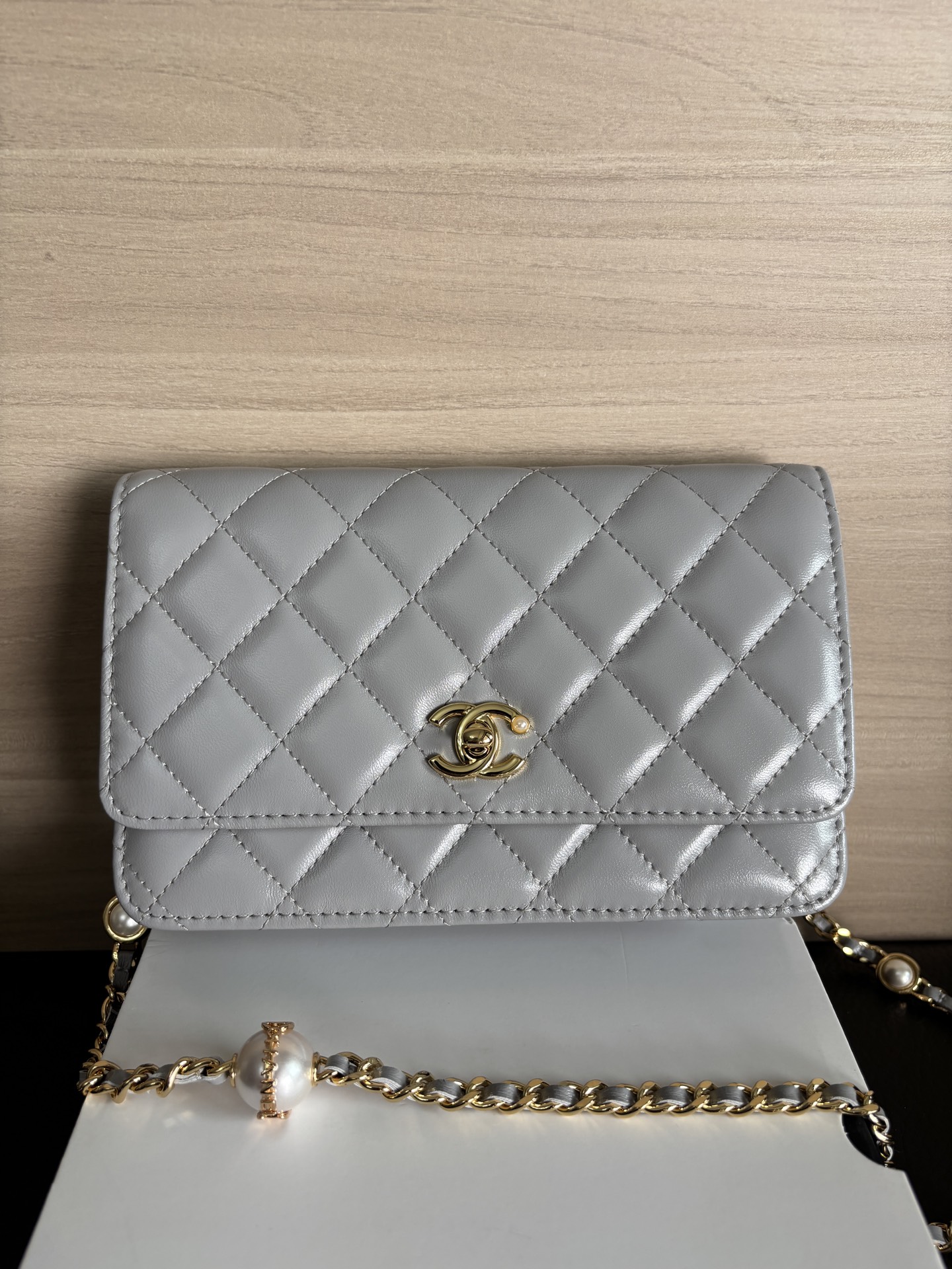 Chanel  00949