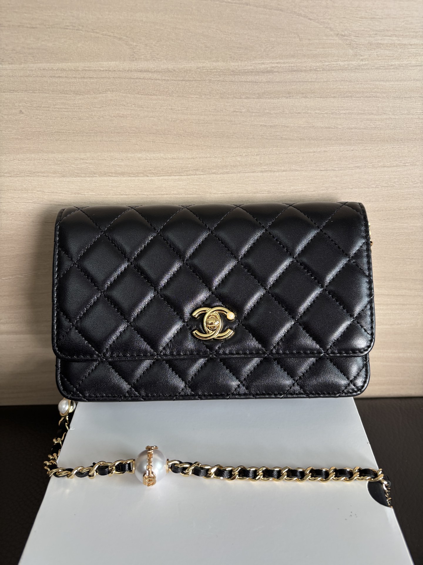 Chanel  00979