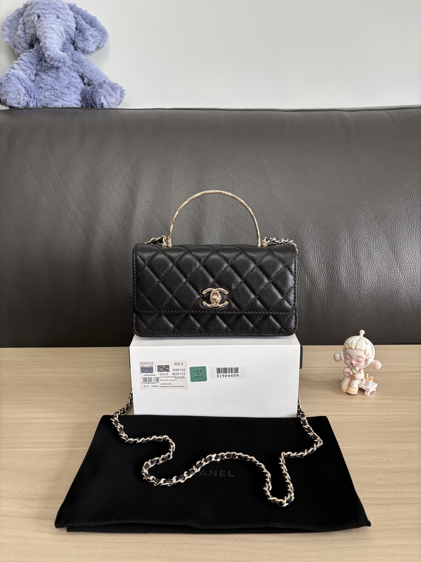 Chanel  00999