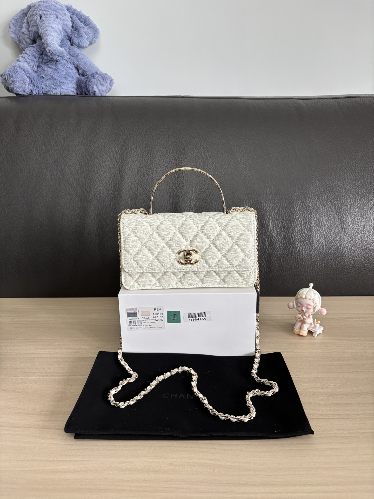 Chanel  01019