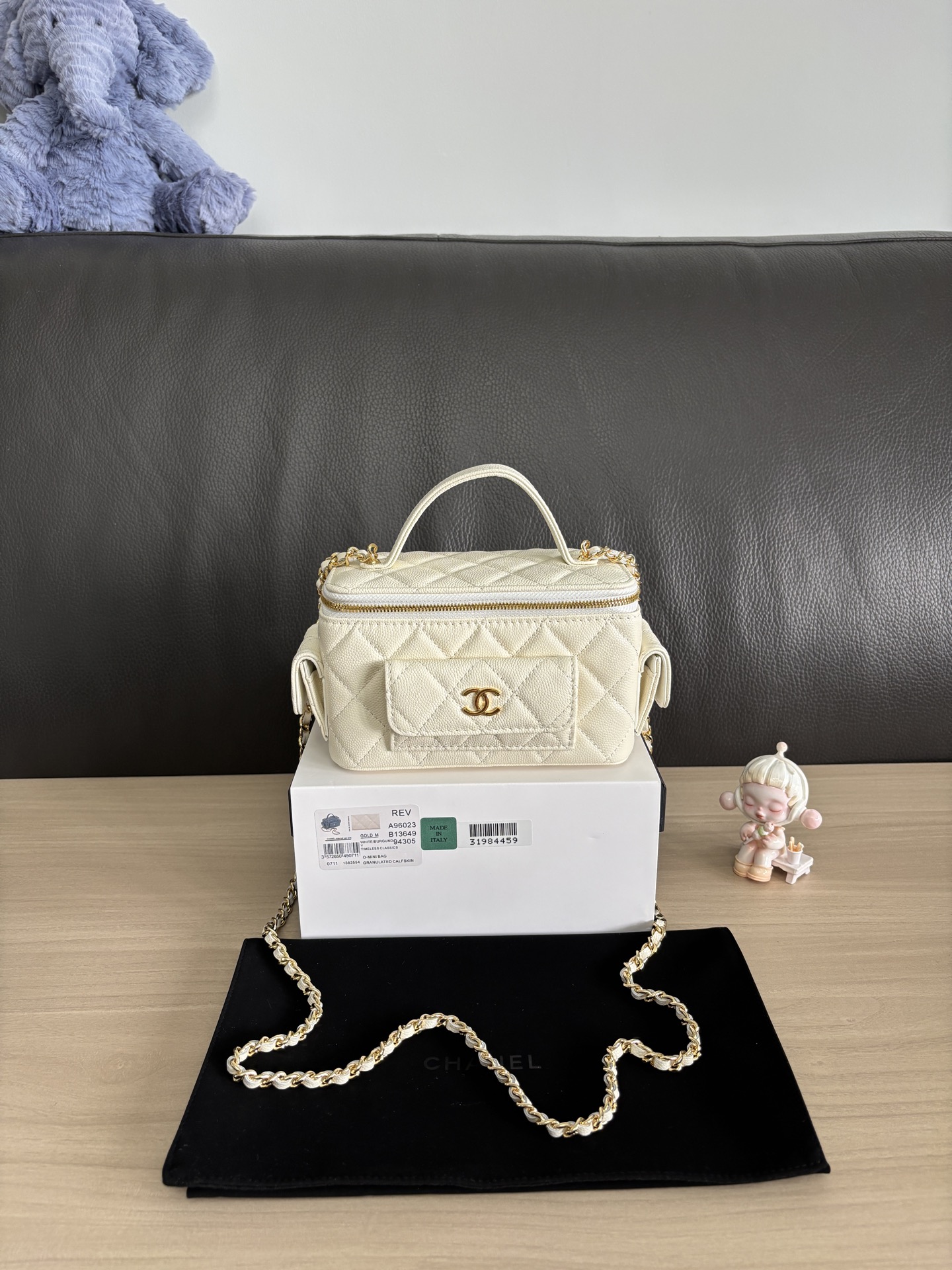 Chanel  01039