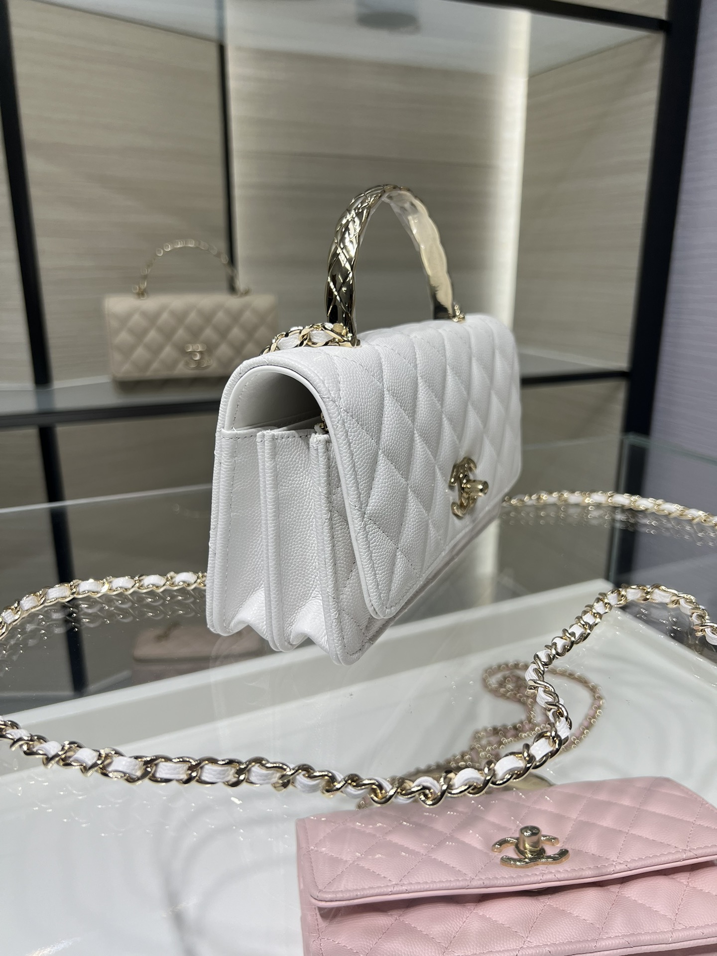 Chanel  03379