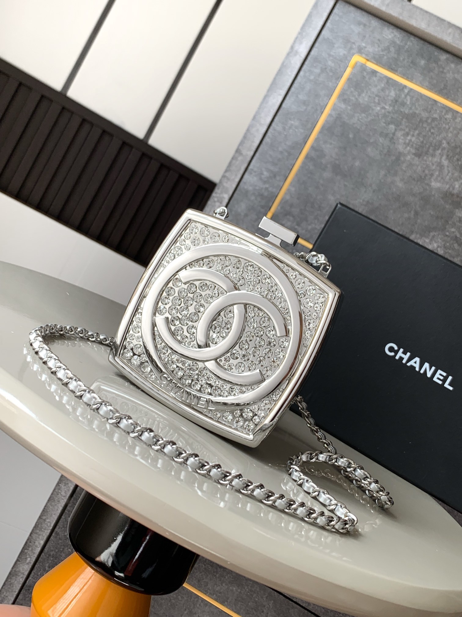 Chanel  03519