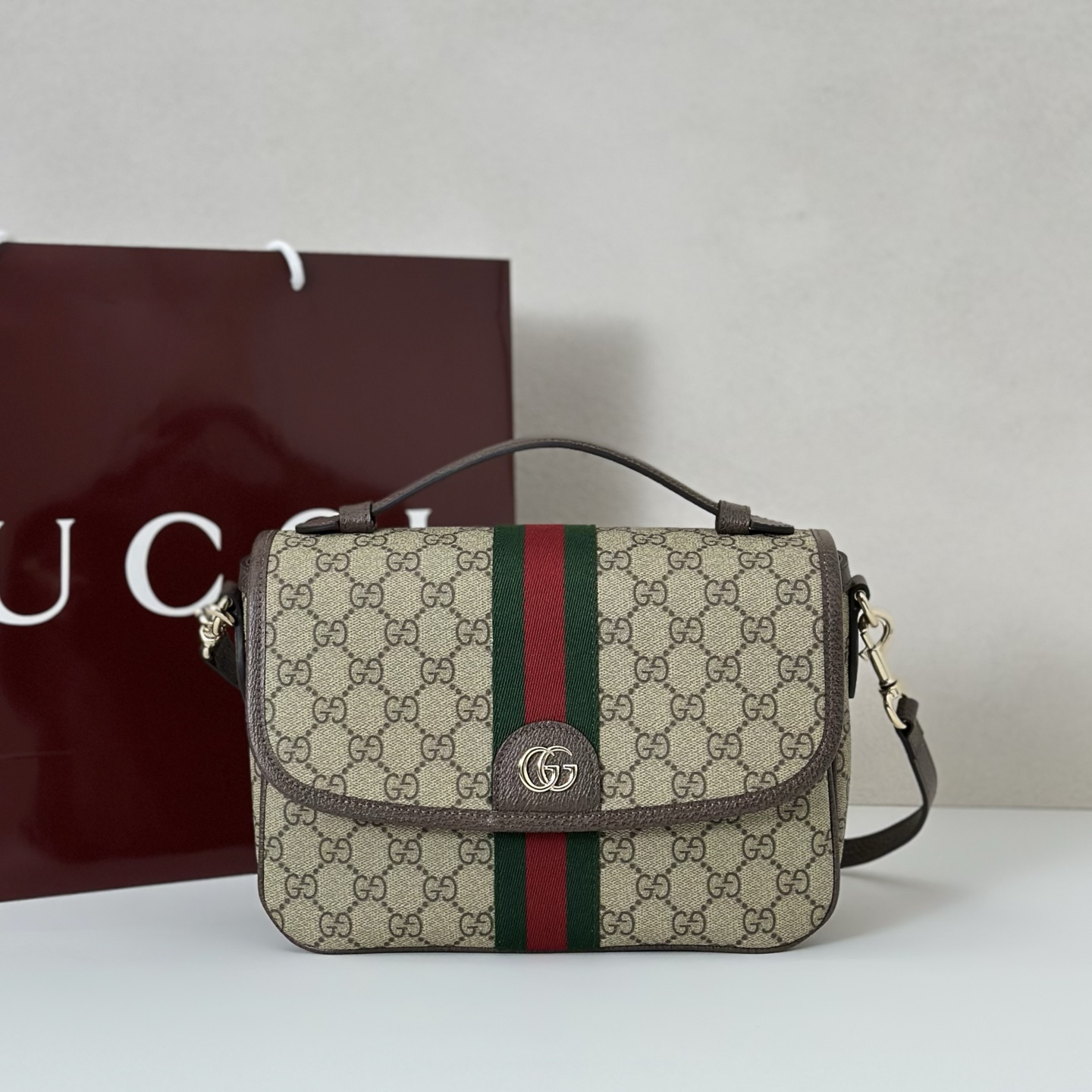 Gucci  00009