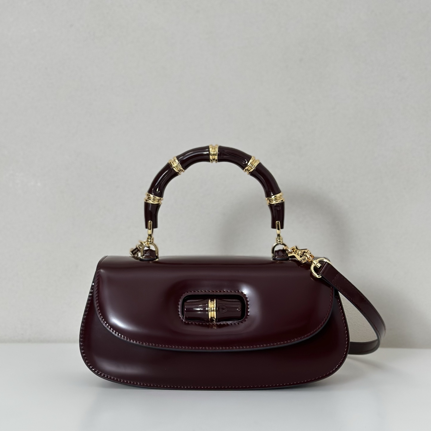 Gucci  00059