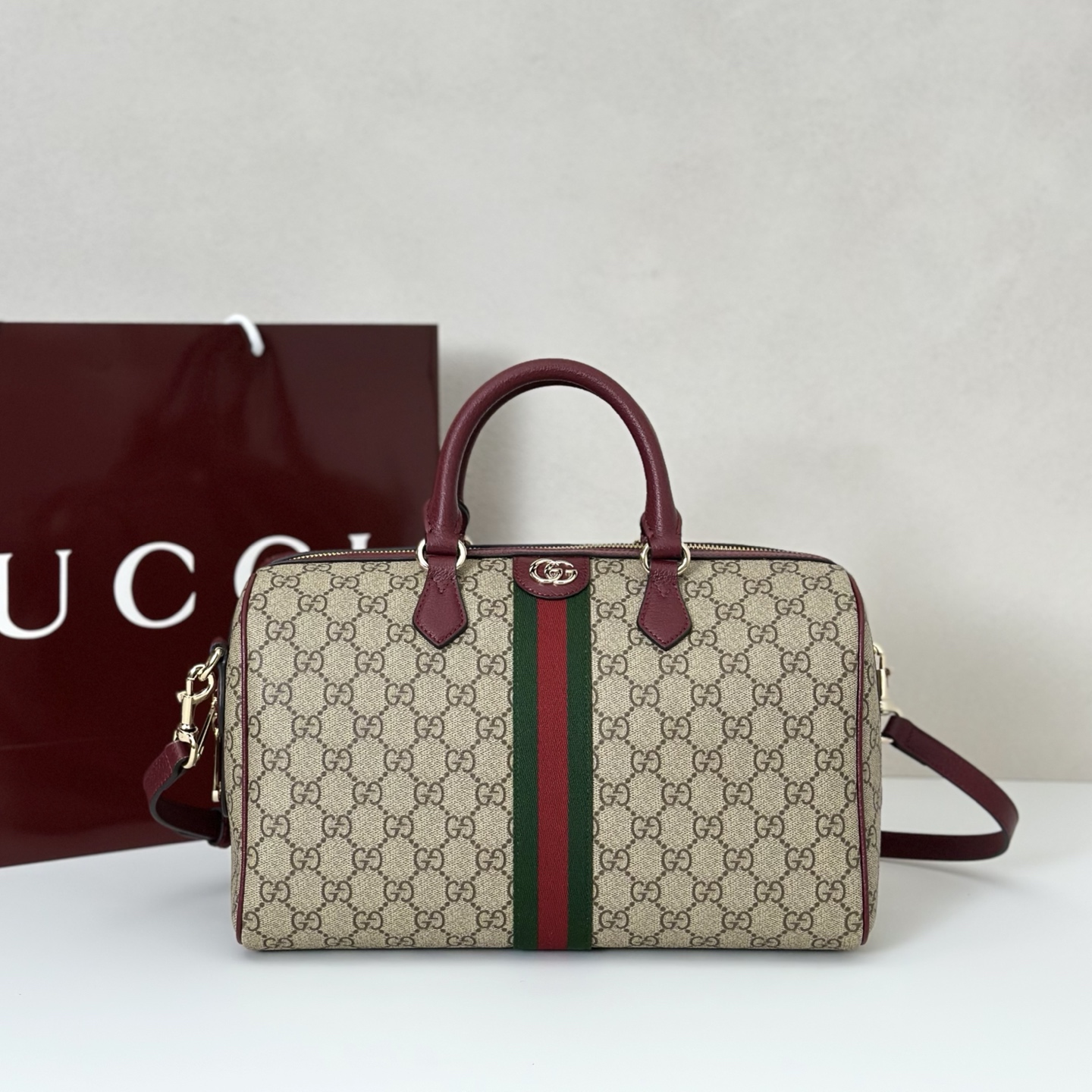 Gucci  00069